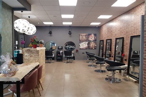 laura montenegro hair salon